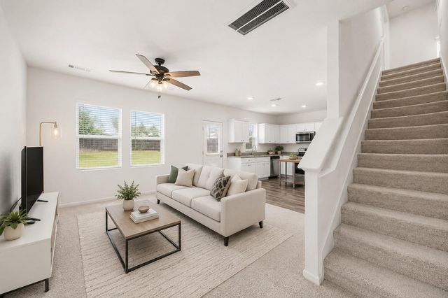 674 Amesbury Road, Montgomery, TX 77316