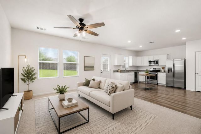 674 Amesbury Road, Montgomery, TX 77316