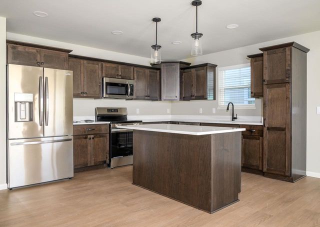 2158 Waters Edge Trail, Madison, WI 53718