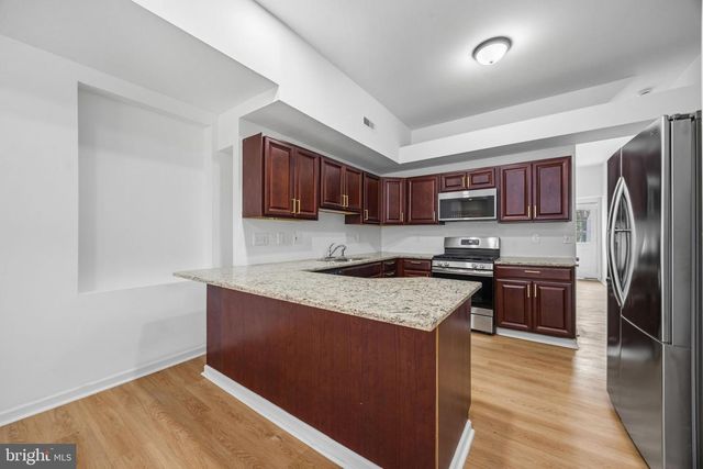 1 S KRESSON ST, Baltimore, MD 21224