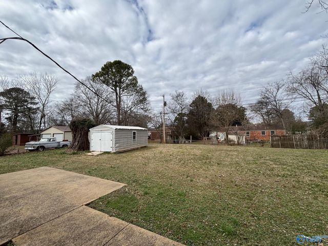 2206 NW Harris Road, Huntsville, AL 35810