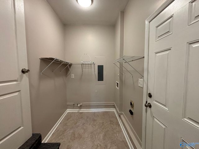 2206 NW Harris Road, Huntsville, AL 35810