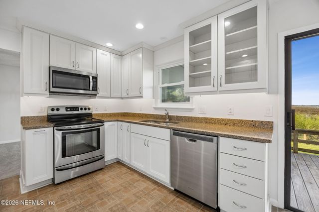 4767 MARSH HAMMOCK Drive E, Jacksonville, FL 32224