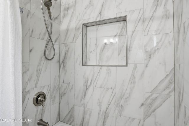 6204 DIANE Road, Jacksonville, FL 32277