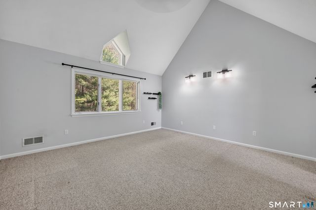 72 Timberwood Road 72, West Hartford, CT 06117