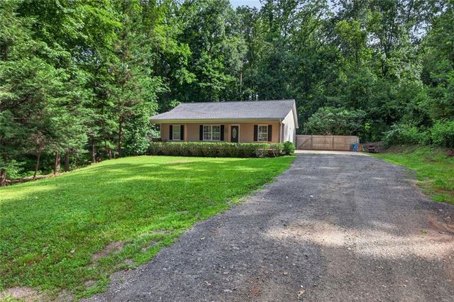 180 McCready Drive Drive, Dallas, GA 30157