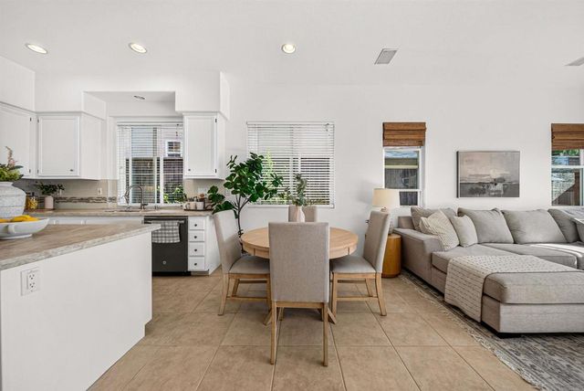 1702 Kenwood Place, San Marcos, CA 92078