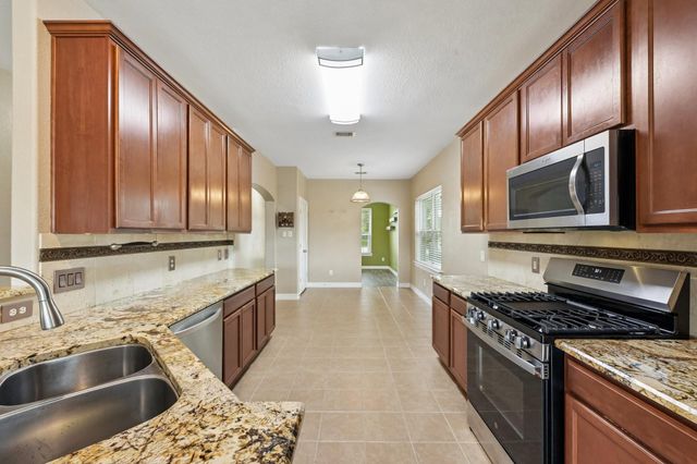 18654 Walden Glen Circle, Humble, TX 77346