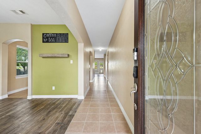 18654 Walden Glen Circle, Humble, TX 77346