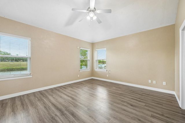 18654 Walden Glen Circle, Humble, TX 77346