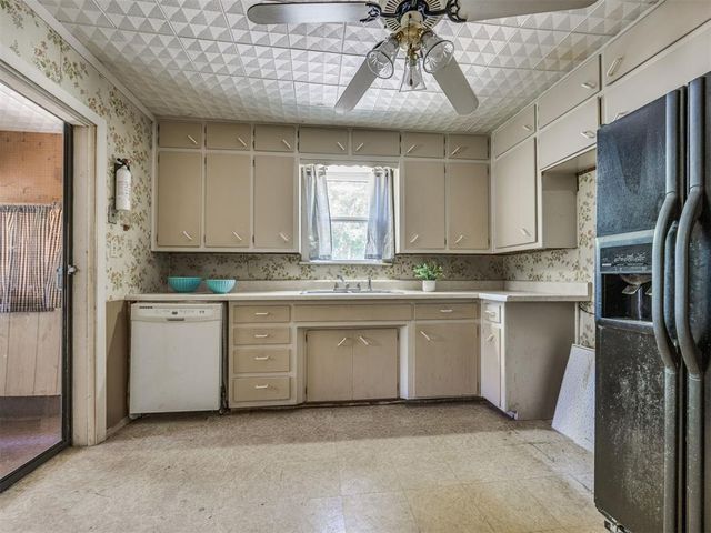 605 S Sooner Road, Del City, OK 73115