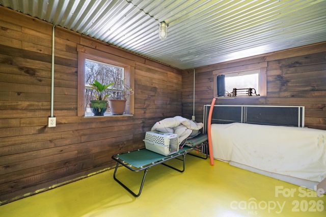 3358 Falling Creek Road, Hickory, NC 28601