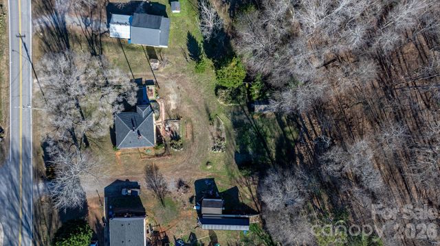 3358 Falling Creek Road, Hickory, NC 28601