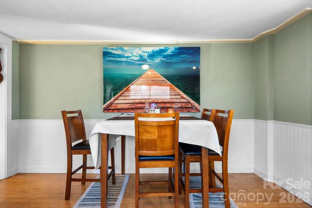 3358 Falling Creek Road, Hickory, NC 28601