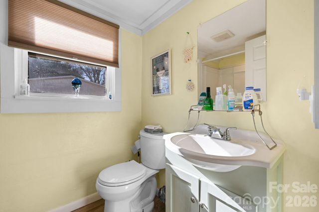 3358 Falling Creek Road, Hickory, NC 28601