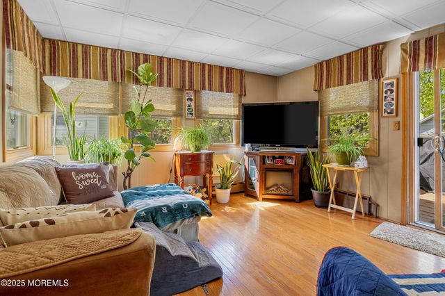 230 Felton Avenue, Highland Park, NJ 08904