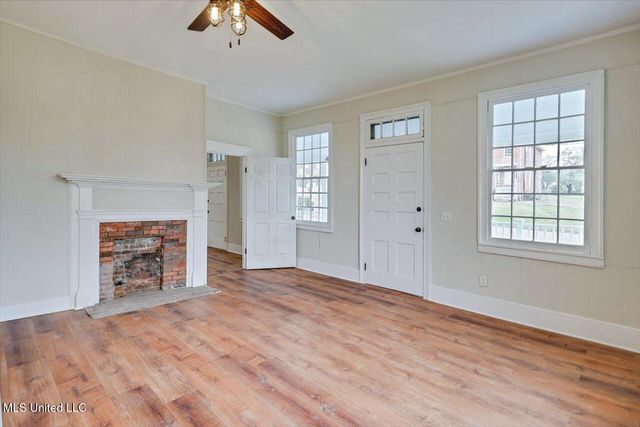 603 College Street, Port Gibson, MS 39150