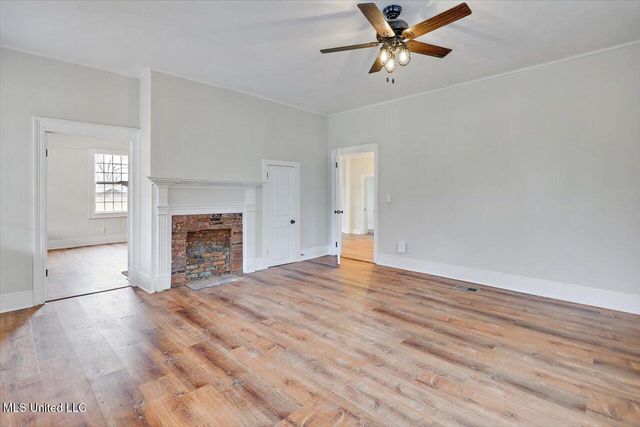 603 College Street, Port Gibson, MS 39150