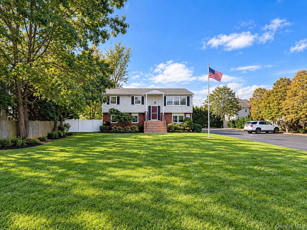 60 Little East Neck Road, Babylon, NY 11702 — exterior