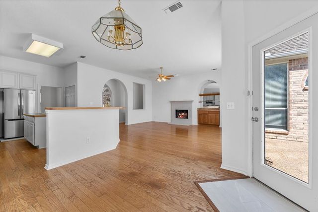 8408 Falconet Circle, Mckinney, TX 75072