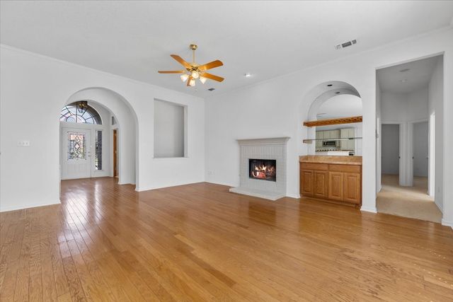 8408 Falconet Circle, Mckinney, TX 75072