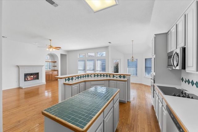 8408 Falconet Circle, Mckinney, TX 75072