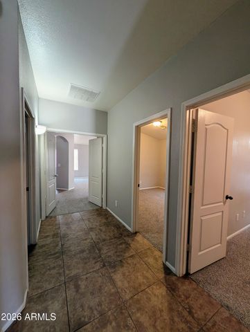 738 E SADDLE Way, San Tan Valley, AZ 85143