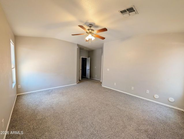 738 E SADDLE Way, San Tan Valley, AZ 85143