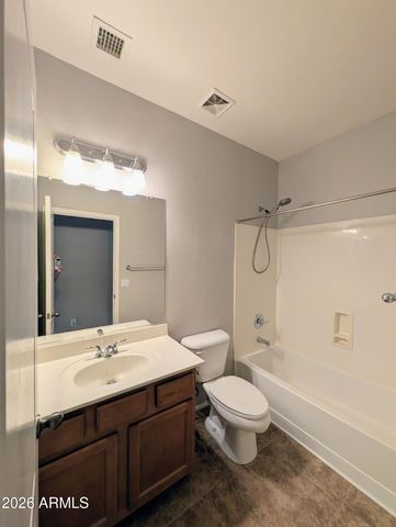 738 E SADDLE Way, San Tan Valley, AZ 85143