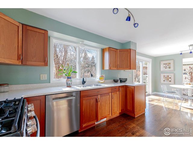 4556 Apple Way, Boulder, CO 80301