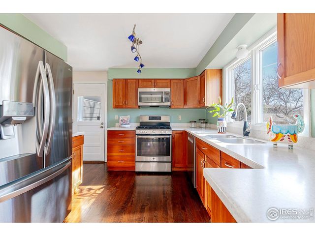 4556 Apple Way, Boulder, CO 80301