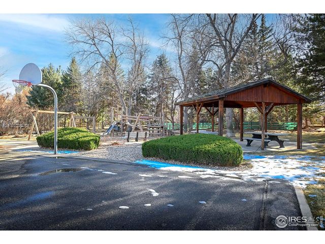 4556 Apple Way, Boulder, CO 80301