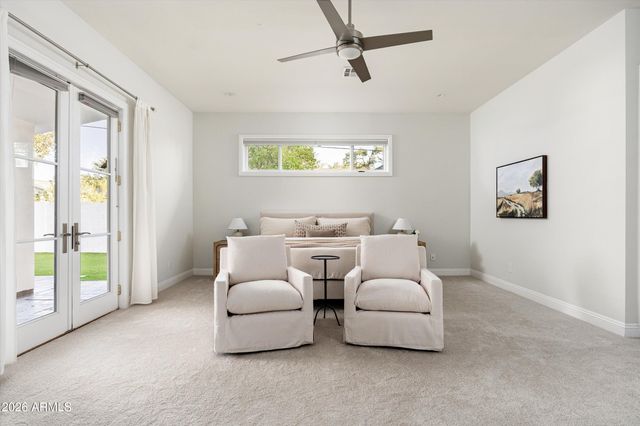 5201 E WELDON Avenue, Phoenix, AZ 85018