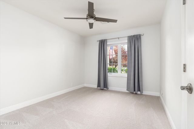 5201 E WELDON Avenue, Phoenix, AZ 85018