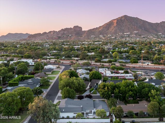 5201 E WELDON Avenue, Phoenix, AZ 85018