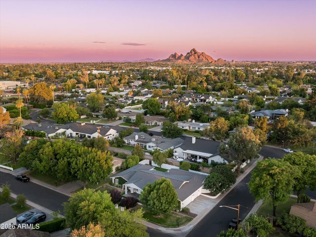 5201 E WELDON Avenue, Phoenix, AZ 85018