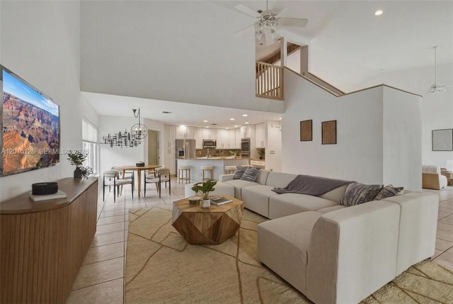 2099 NW 126th Ave, Pembroke Pines, FL 33028