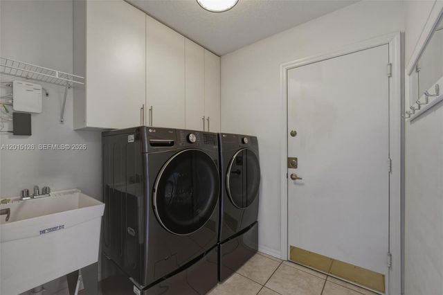 2099 NW 126th Ave, Pembroke Pines, FL 33028