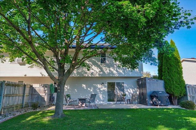 311 Marlboro Avenue, Edgerton, WI 53534