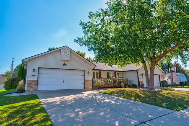 311 Marlboro Avenue, Edgerton, WI 53534