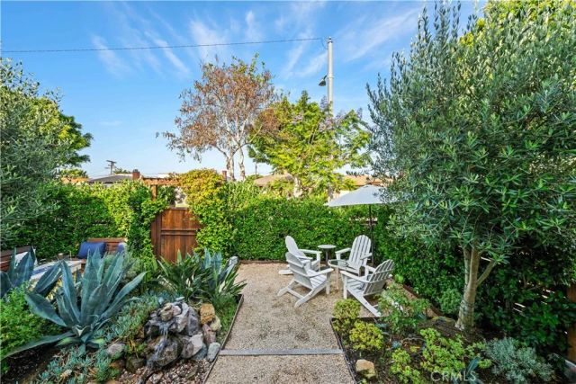 1121 S Eucalyptus, Inglewood, CA 90301