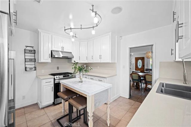 1121 S Eucalyptus, Inglewood, CA 90301
