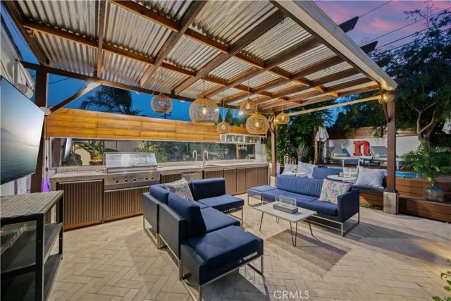1121 S Eucalyptus, Inglewood, CA 90301