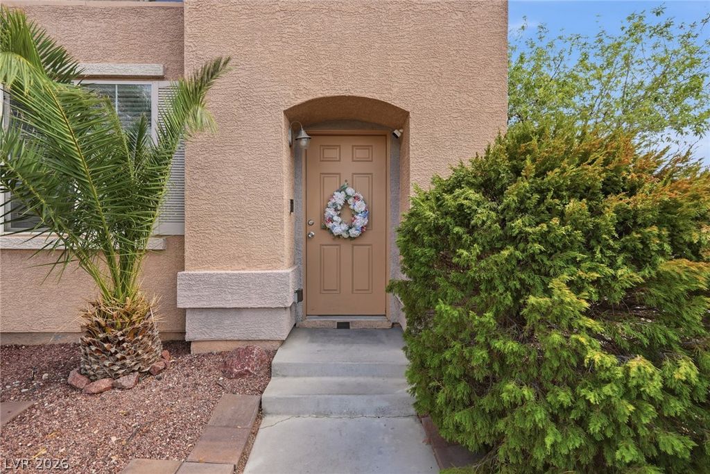 6597 Roundstone Bog Avenue, Las Vegas, NV 89139 — photo 3
