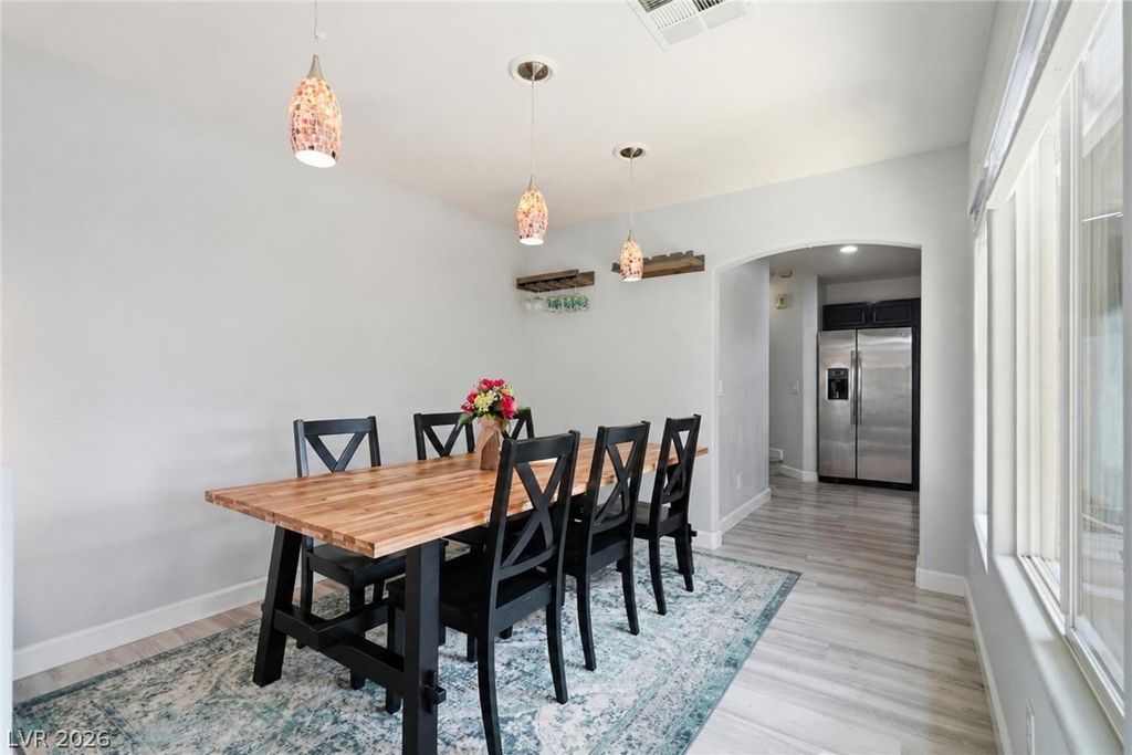 6597 Roundstone Bog Avenue, Las Vegas, NV 89139 — photo 5