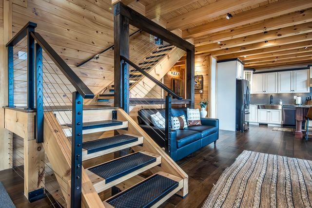 2391 Music Mountain Road, Stockbridge, VT 05772