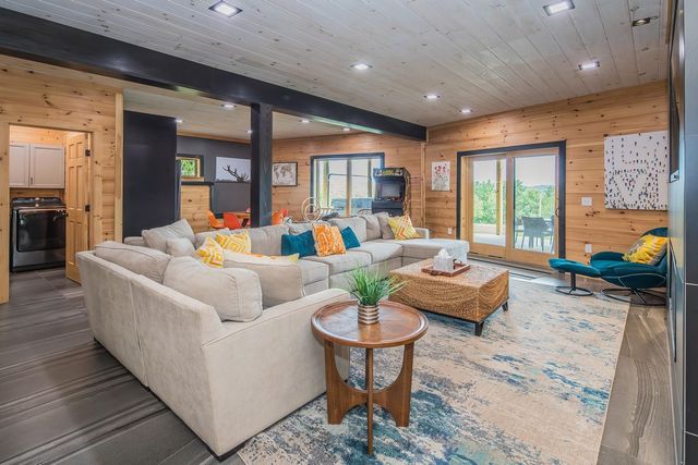 2391 Music Mountain Road, Stockbridge, VT 05772