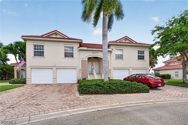 25009 Peacock LN 1-201, Naples, FL 34114