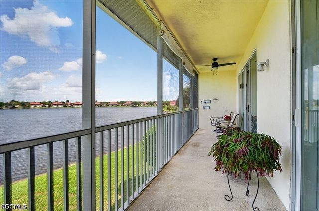 25009 Peacock LN 1-201, Naples, FL 34114