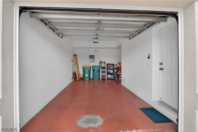 25009 Peacock LN 1-201, Naples, FL 34114